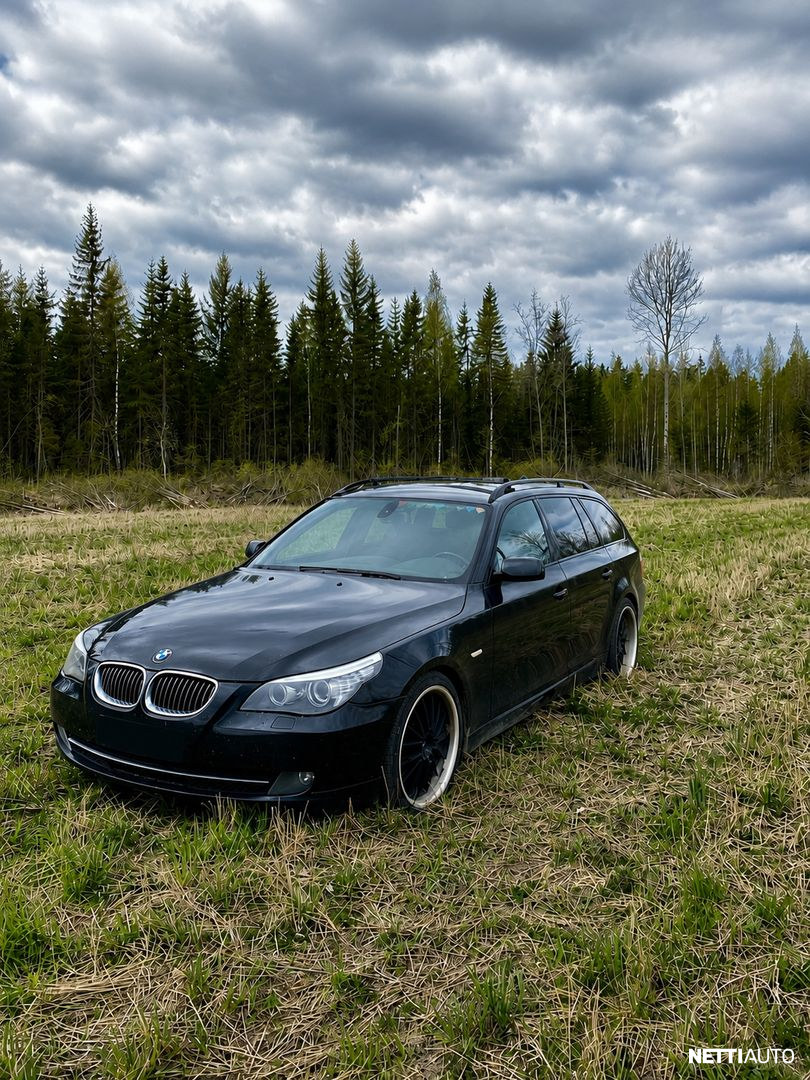 BMW 525