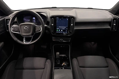Volvo C40 2022, photo 7/28