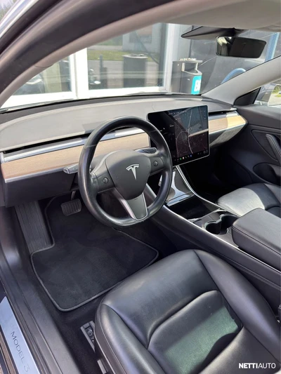 Tesla Model 3 Long-Range Dual Motor AWD 2019, photo 5/7