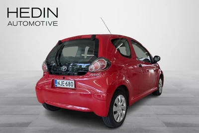 Toyota Aygo 1,0 VVT-i Aygo Cool 3ov 2013, photo 2/10