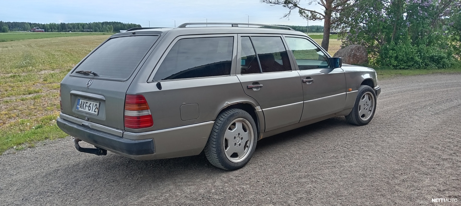 Mercedes-Benz 300