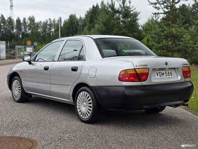Mitsubishi Carisma 1,6 GLX 4d 1997, photo 3/29
