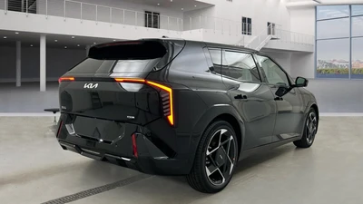 Kia EV4 GT-Line FWD 81,4kWh 204hv 5D 2026, photo 3/22