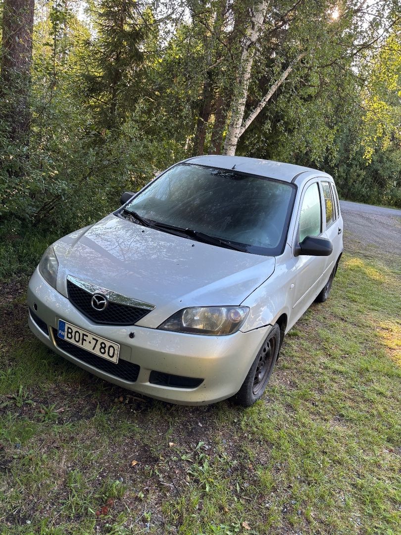 Mazda 2