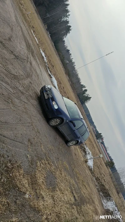 Volkswagen Golf 2006, kuva 2/6