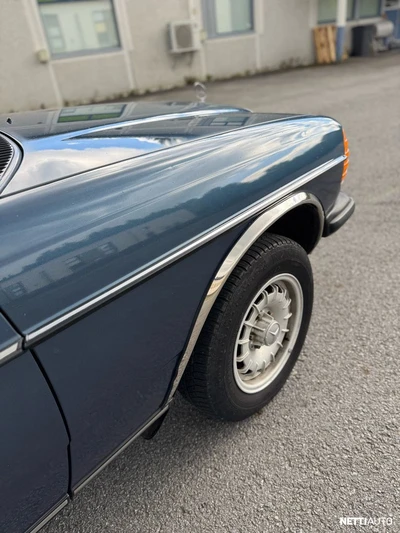 Mercedes-Benz 250 1982, kuva 4/23