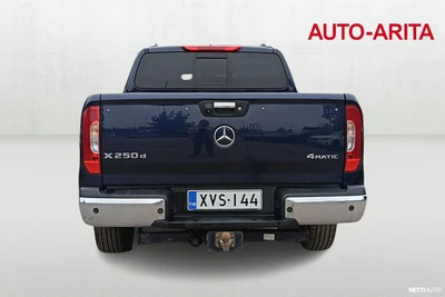 Mercedes-Benz X 2019, photo 4/19