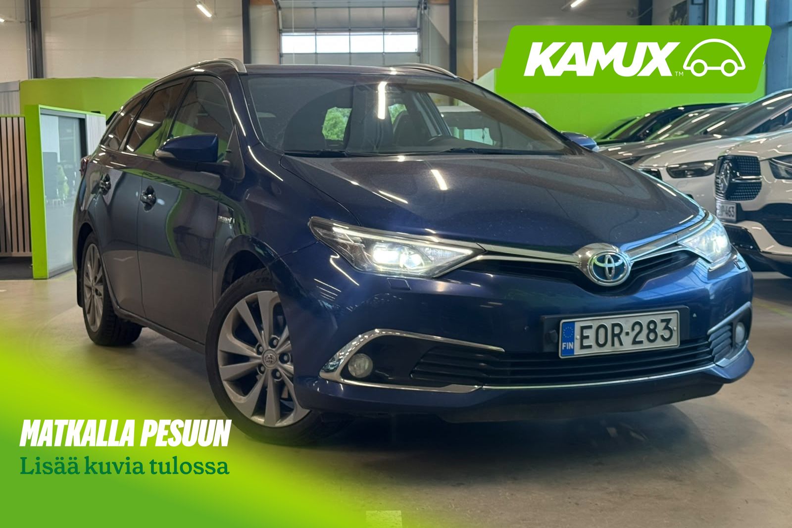 Toyota Auris Auris 1.8 (Hybrid) Touring Sports * 2.Omisteinen Suomi-Auto! *