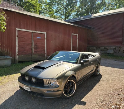 Ford Mustang 4,6 GT Cabrio 2005, photo 1/13