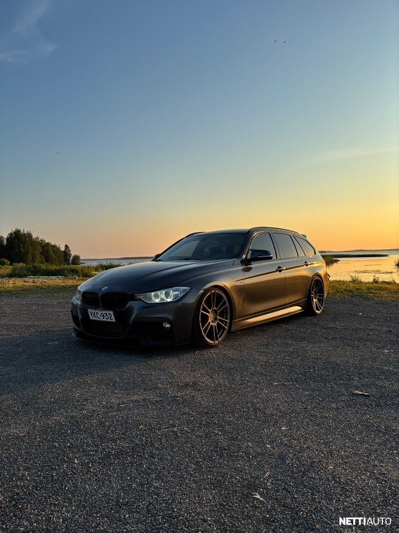 BMW 330