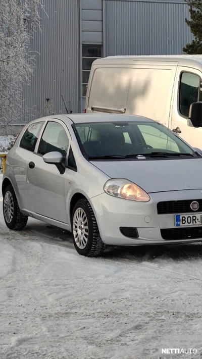 Fiat Grande Punto 2011, kuva 2/9