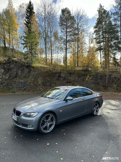 BMW 330 2007, kuva 6/9