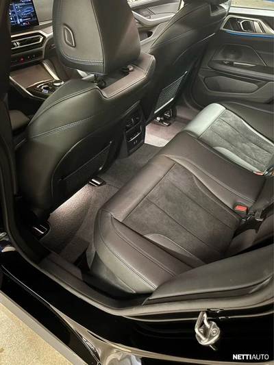 BMW i4 eDrive40 Charged Plus 2025, photo 7/21