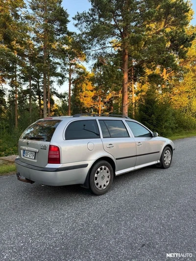 Skoda Octavia 1,9 TDI Classic 2004, kuva 3/5