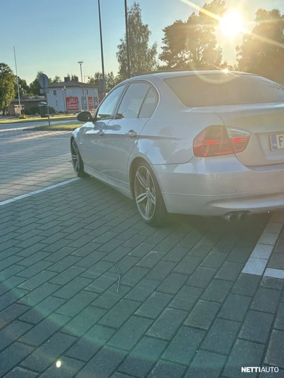 BMW 325 2007, photo 5/9