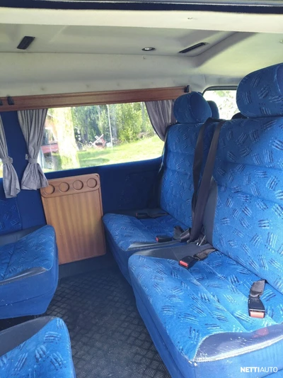 Toyota Hiace 2009, photo 7/9