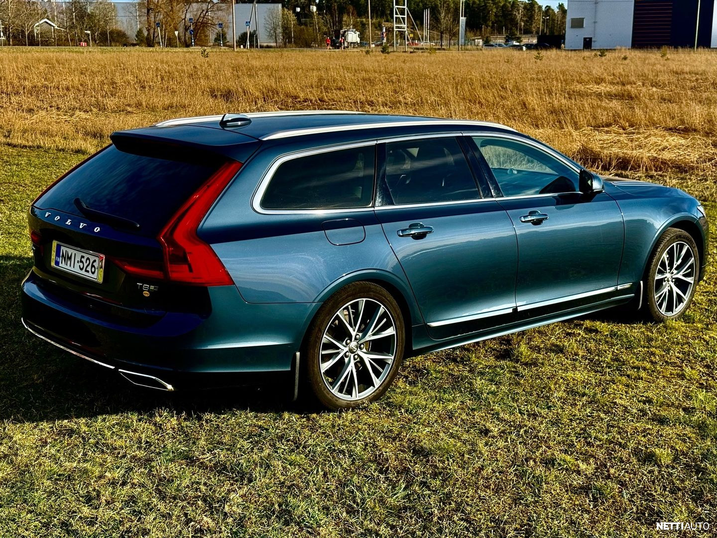 Volvo V90