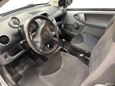 Toyota Aygo + 1,0 VVT-i 3ov 2009, photo 7/29