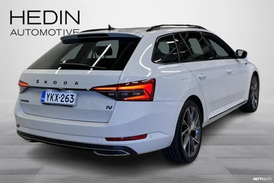 Skoda Superb 2022, kuva 2/28