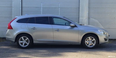 Volvo V60 D3 Ocean Race Business aut 2012, kuva 5/8