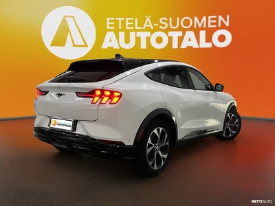 Ford Mustang Mach-E 2022, kuva 3/10