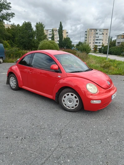 Volkswagen New Beetle 1999, photo 1/18