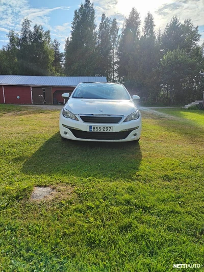 Peugeot 308 2015, photo 6/10