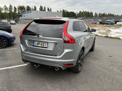 Volvo XC60 2016, photo 4/7