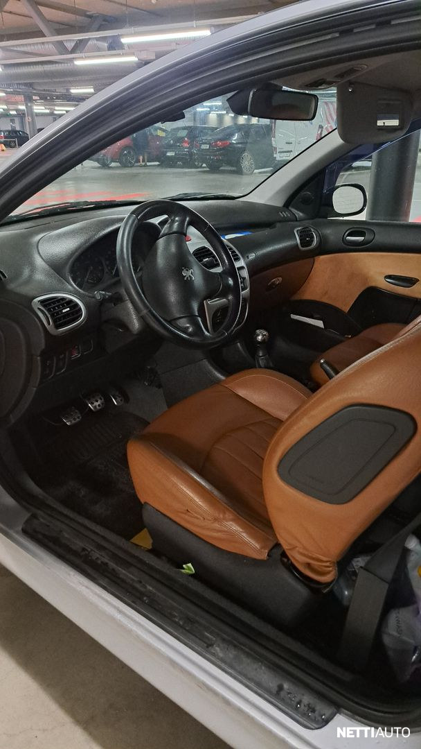 Peugeot 206 1999, photo 5/10