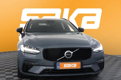 Volvo V90 2022, kuva 2/33