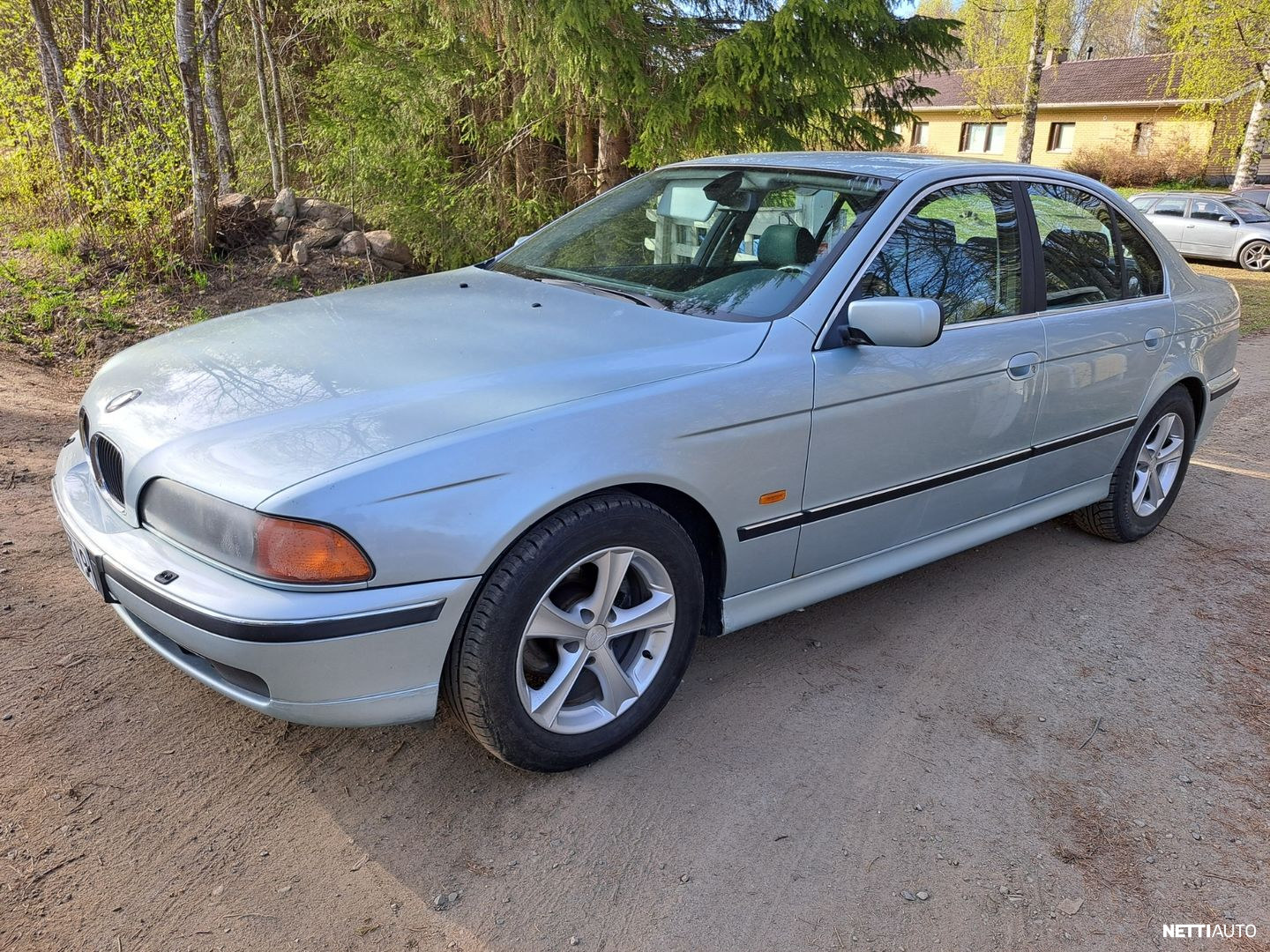 BMW 520