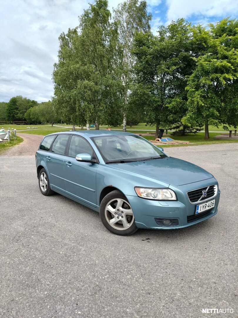 Volvo V50
