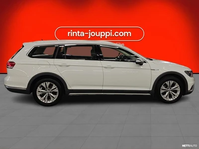 Volkswagen Passat 2016, photo 5/10