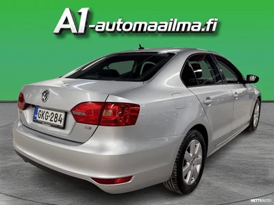 Volkswagen Jetta 2012, photo 7/16