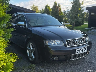 Audi S4 Avant 4,2 V8 quattro 253kW 2003, kuva 2/10