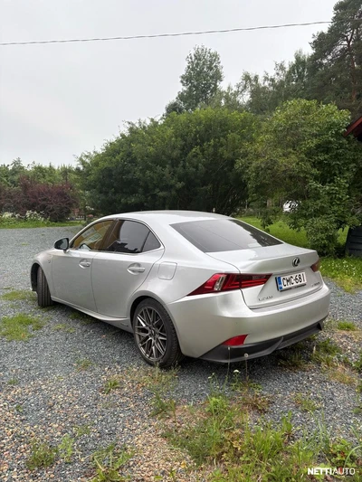 Lexus IS 300h F Sport 2014, kuva 3/8