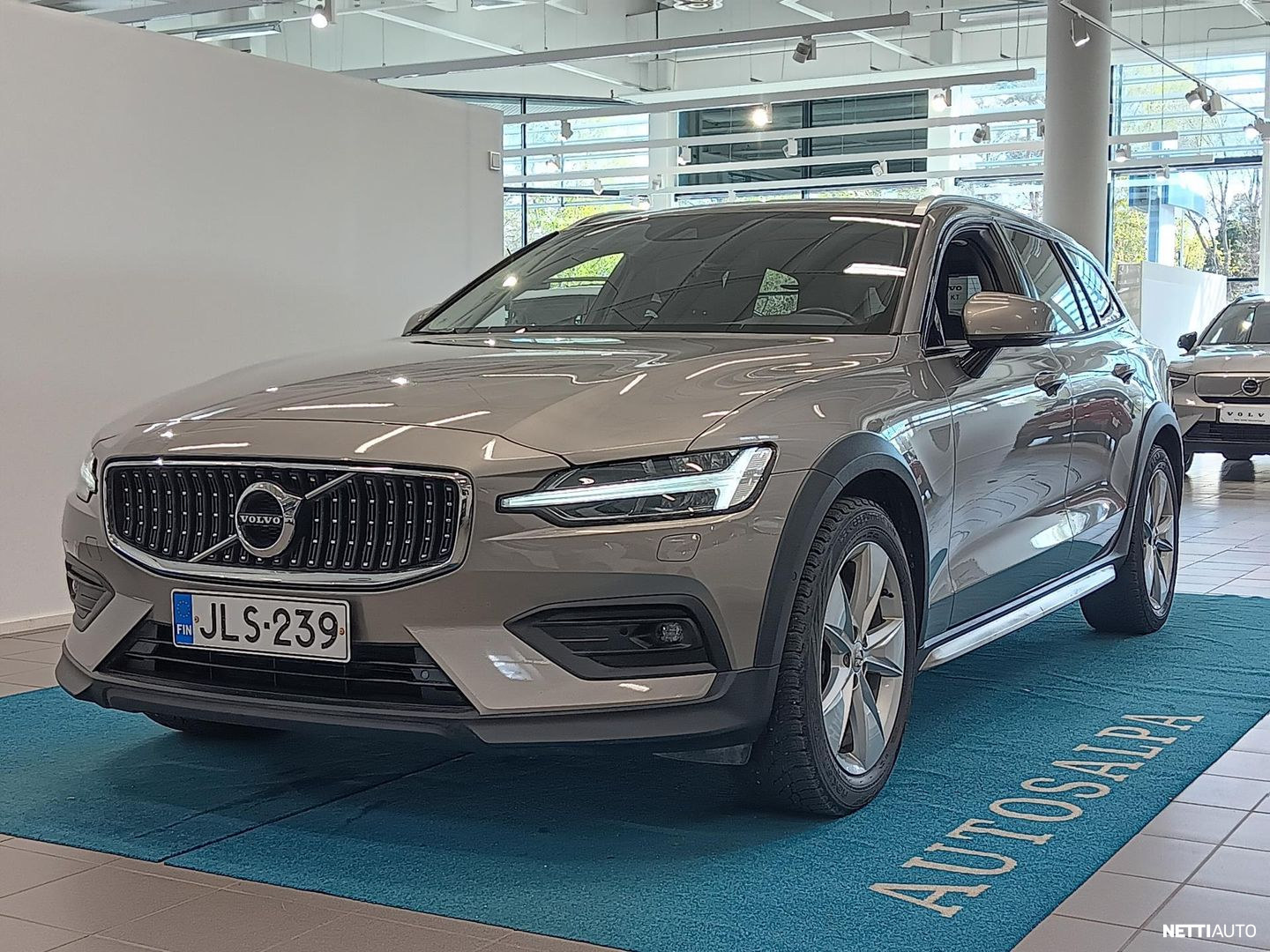 Volvo V60 Cross Country