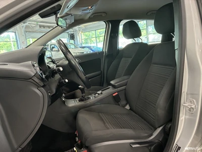 Mercedes-Benz B 180 d 2017, kuva 3/4