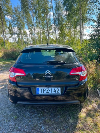 Citroen C4 VTi 95 Attraction 2011, kuva 2/9
