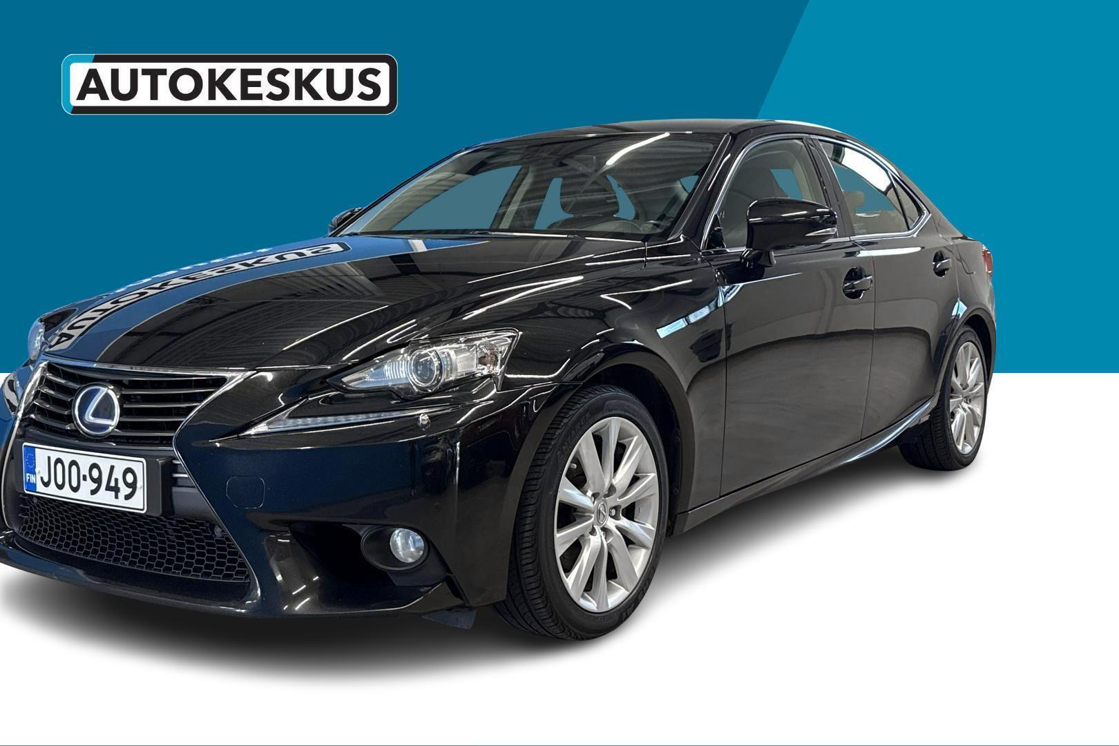 Lexus IS