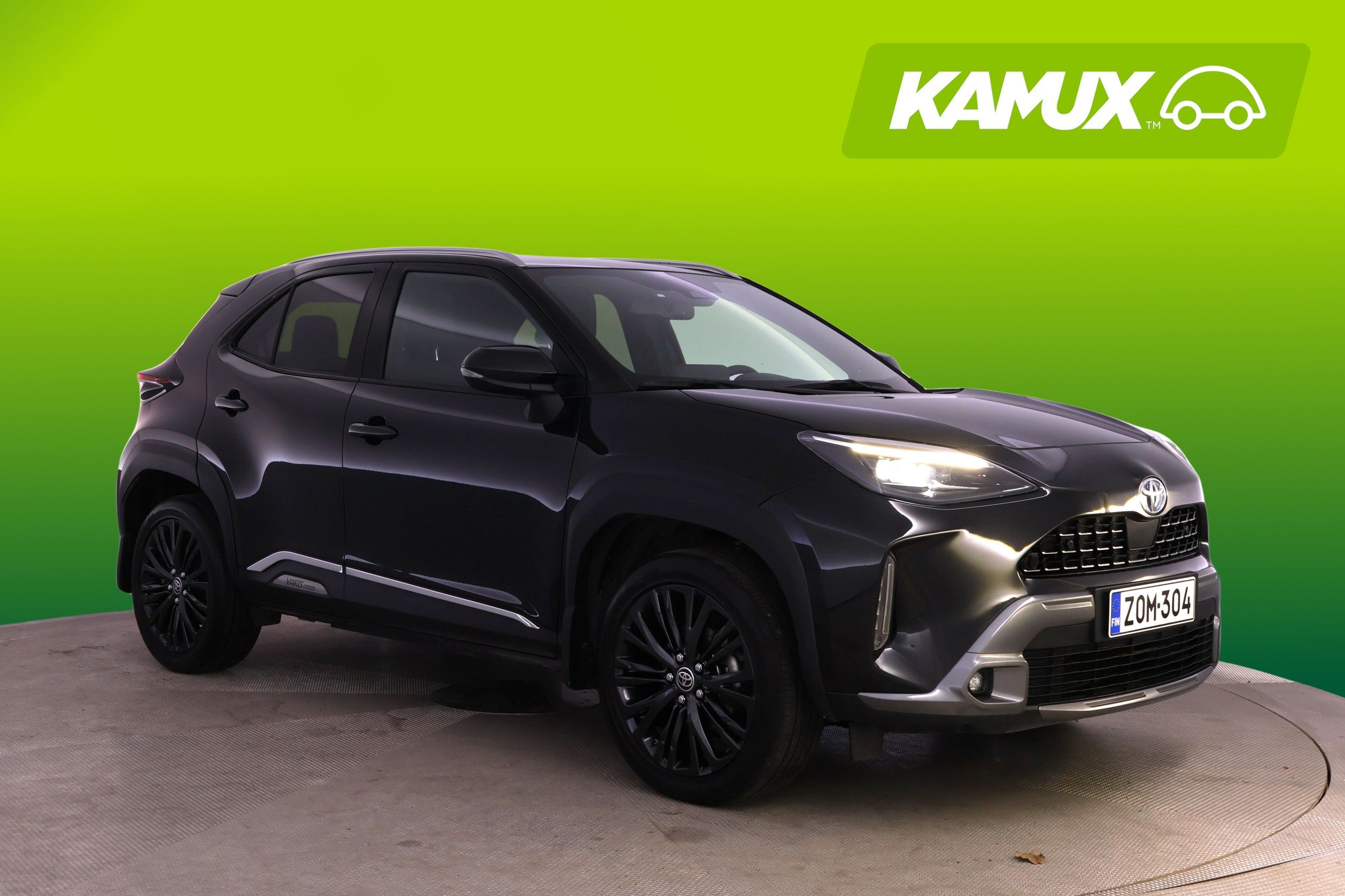 Toyota Yaris Cross 1,5 Hybrid AWD-i Premium - *NÄYTTÄVÄ YKSILÖ*