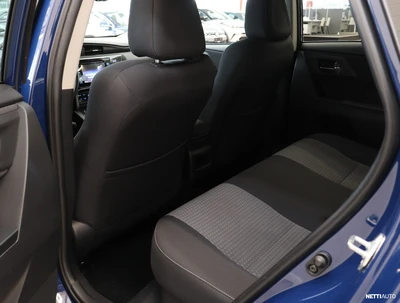 Toyota Auris 2017, kuva 6/10