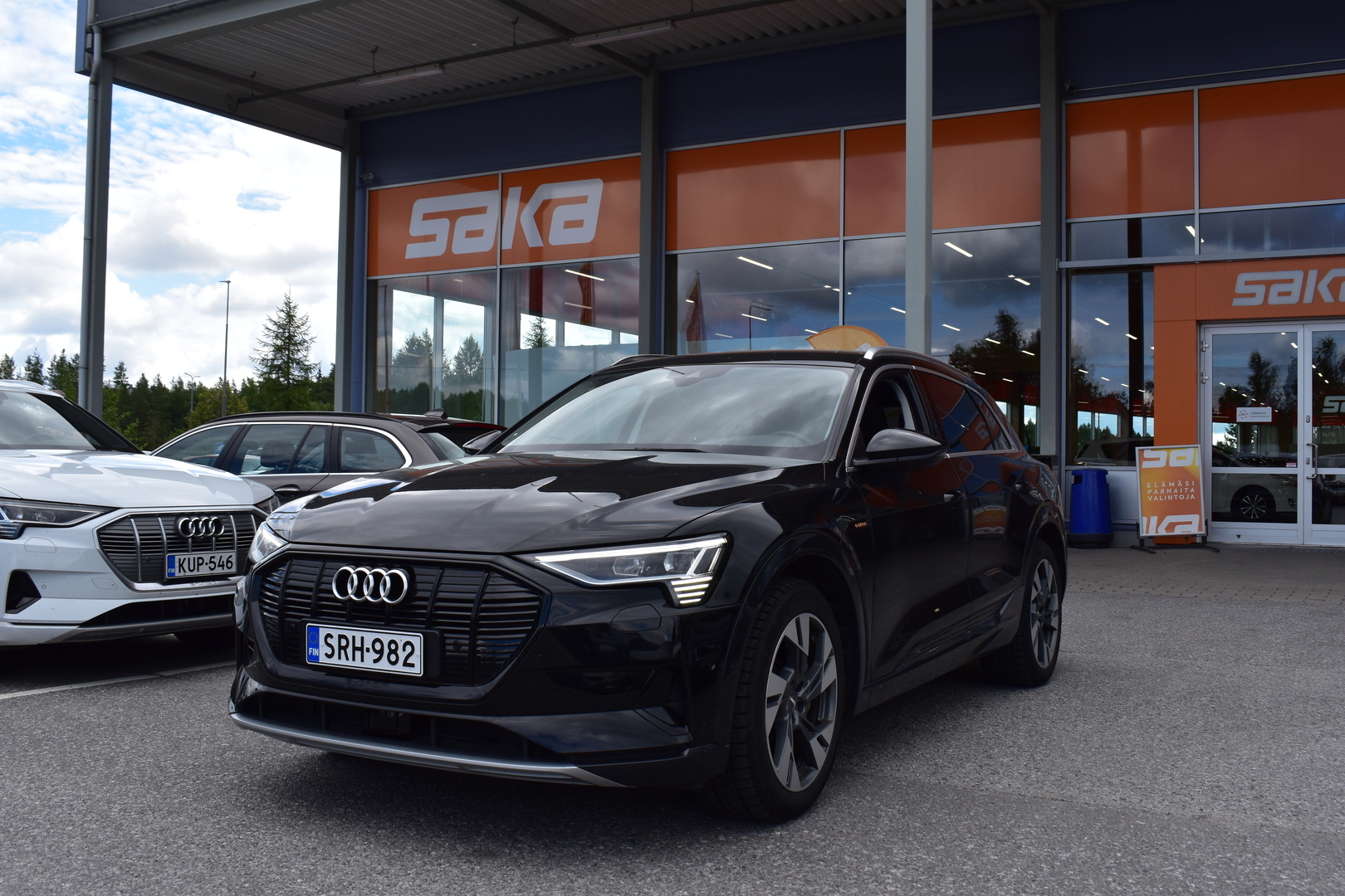 Audi e-tron