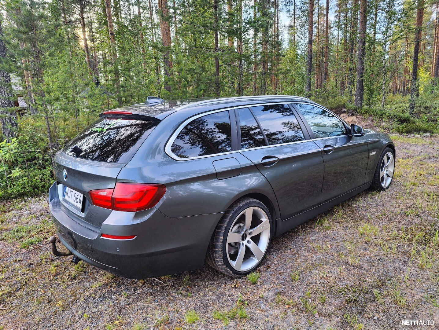 BMW 530