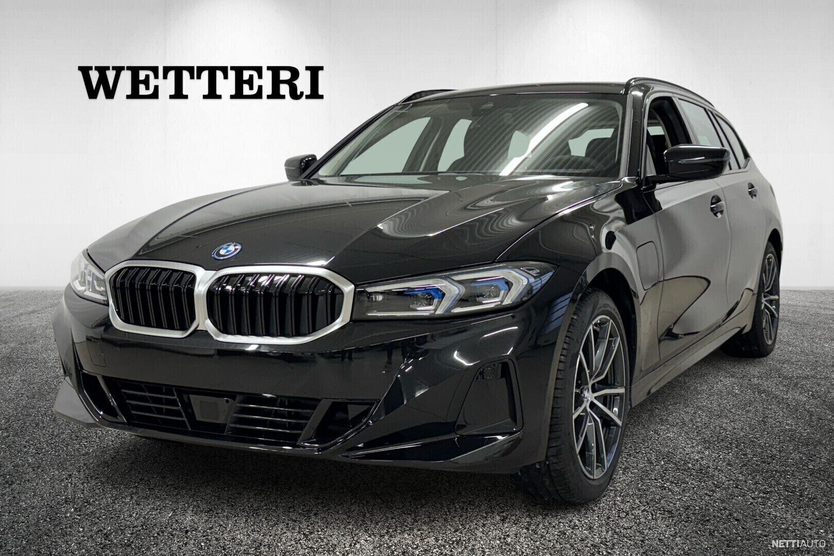 BMW 330