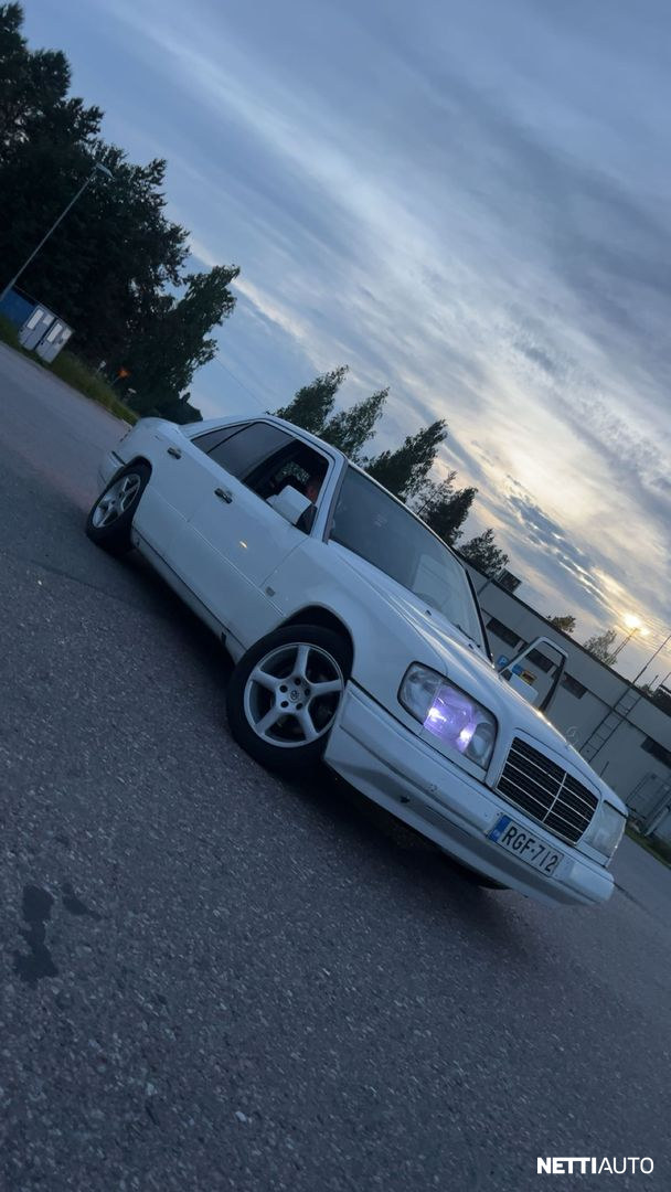 Mercedes-Benz E