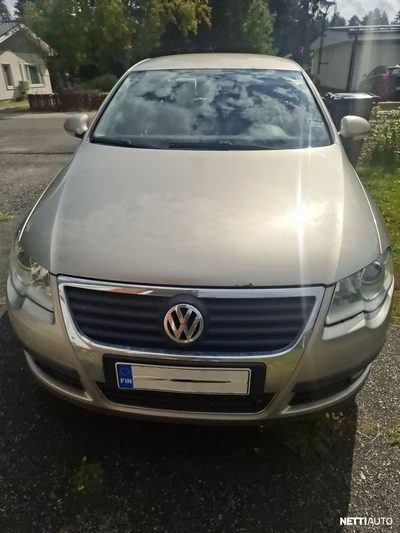 Volkswagen Passat 2005, photo 4/6