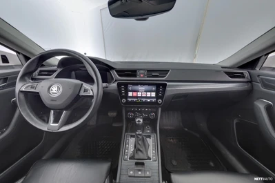 Skoda Superb 2020, kuva 7/9