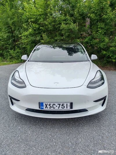 Tesla Model 3 Standard Range Plus 2020, photo 3/7