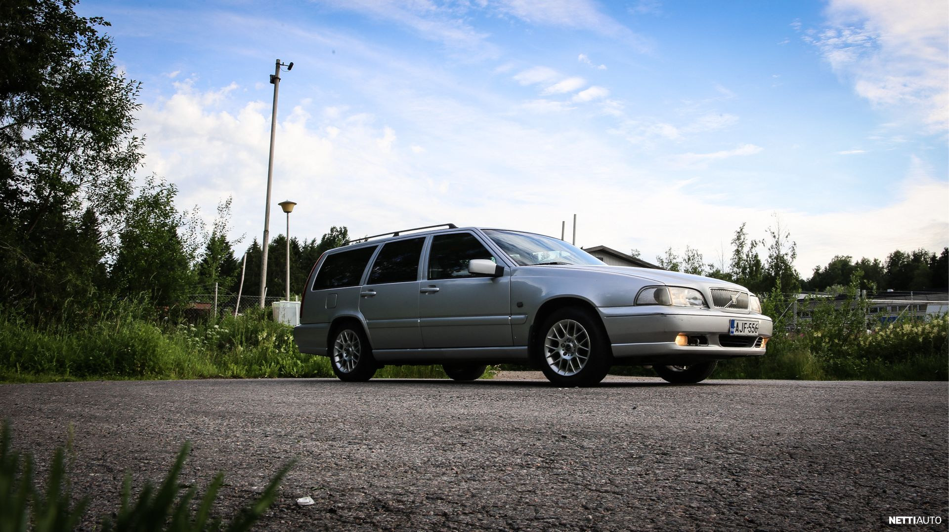 Volvo V70